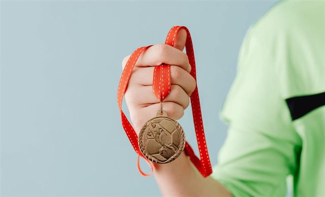 Find floorball medaljer, pokaler og præmier hos BR Roset